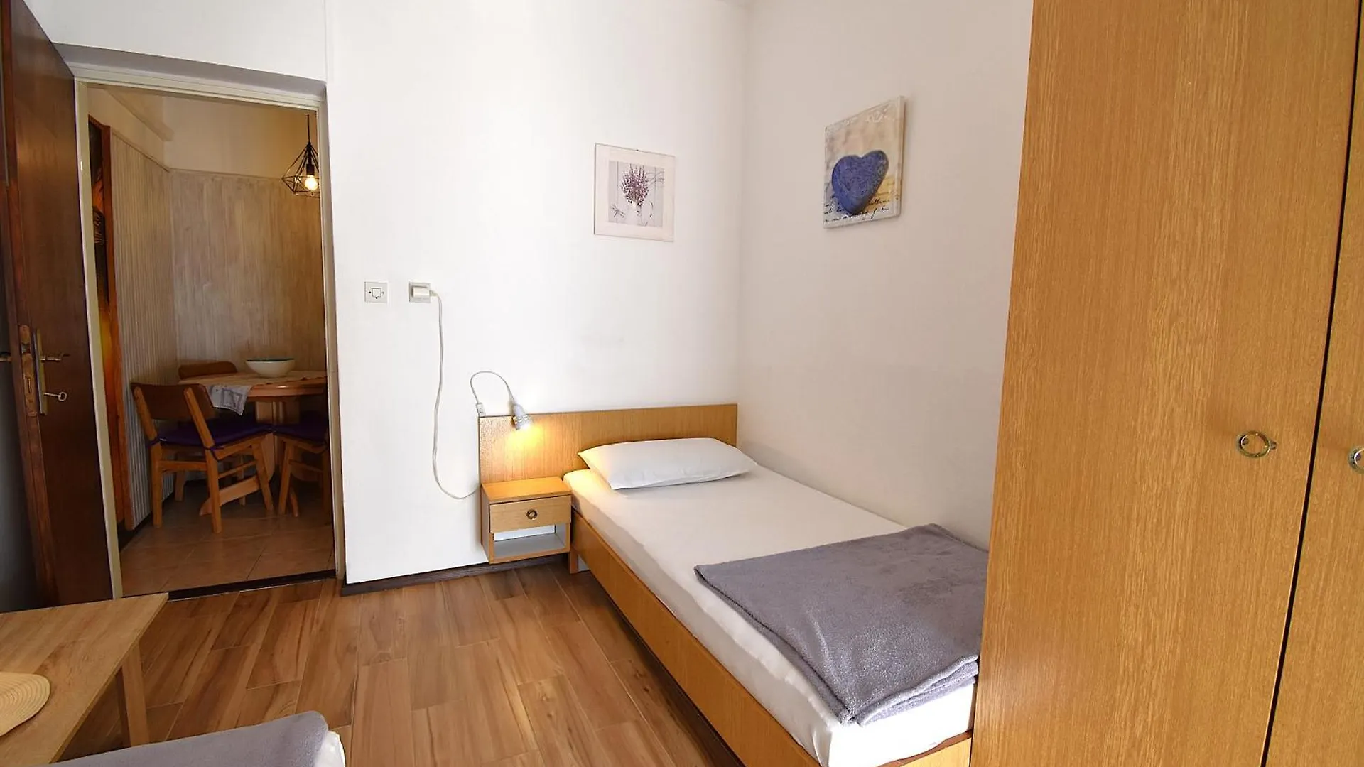 Apartments Zenko Rab Town Croácia