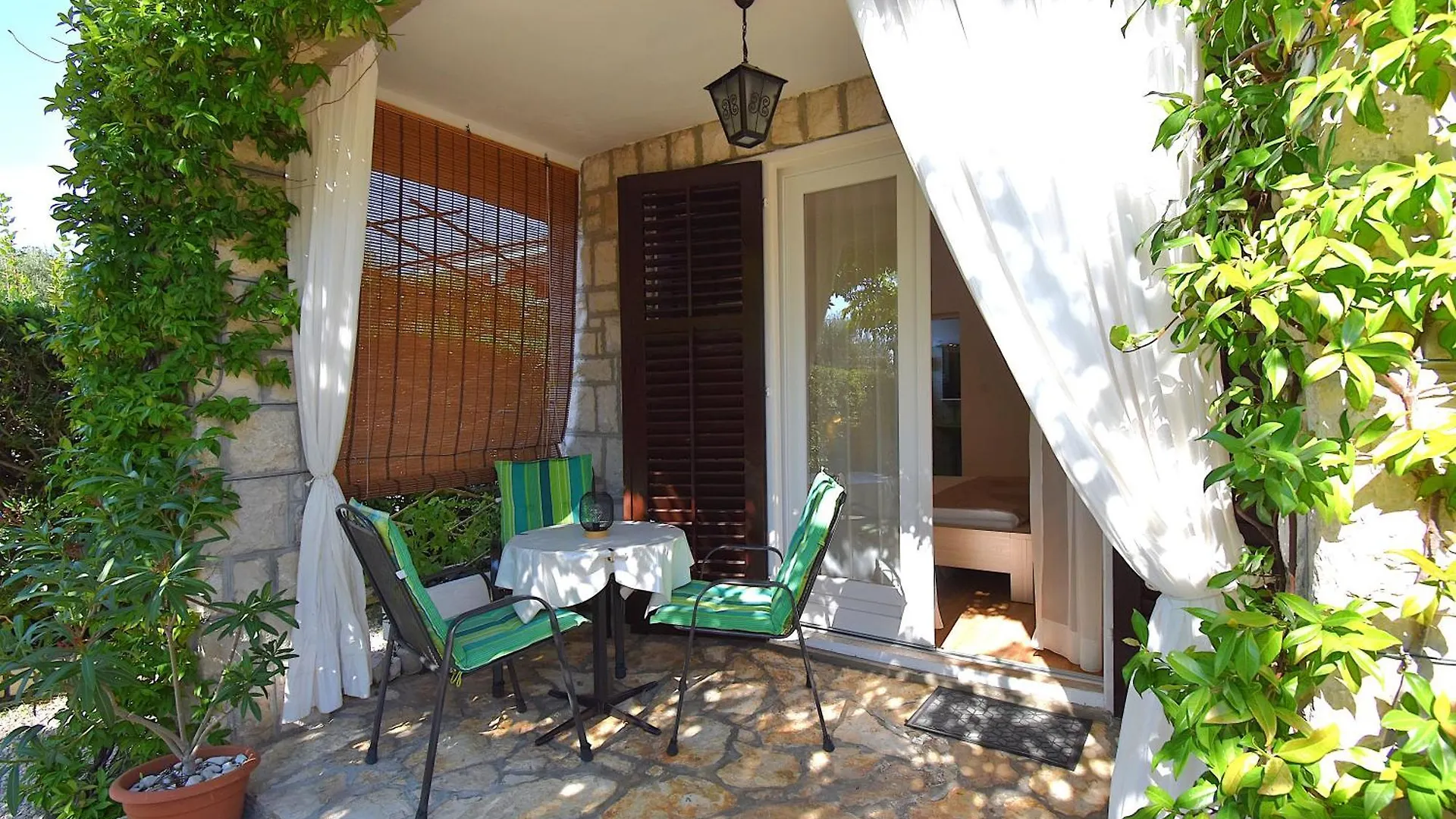 Apartments Zenko Rab Town